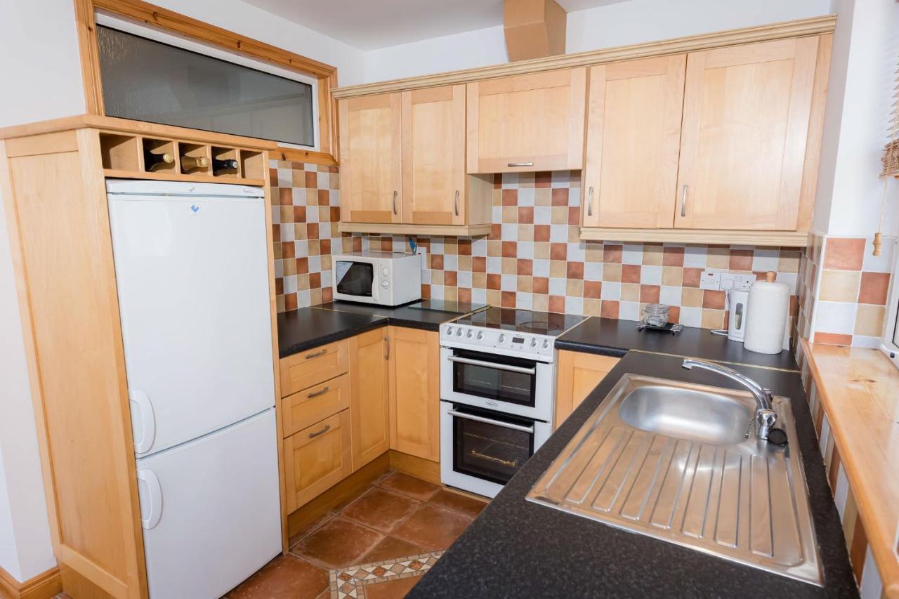 Kilkee Townhouse By Trident Holiday Homes Экстерьер фото